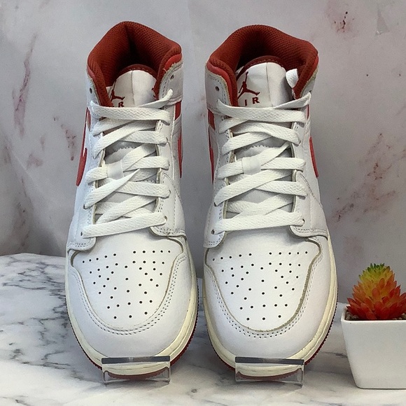 NIB Nike Youth Air Jordan Mid SE (GS) Sneakers Size Youth - Main Image